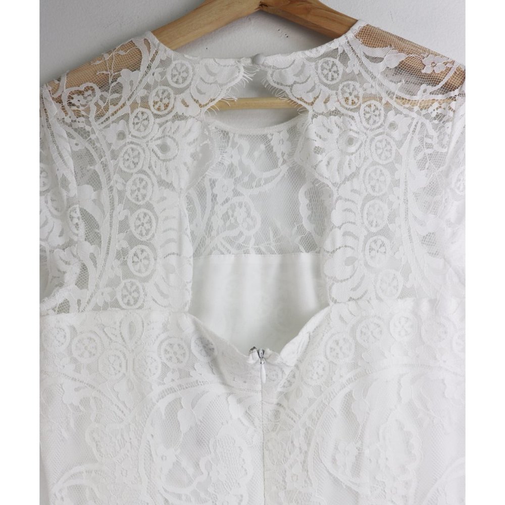 NEW BB Dakota Rhianna Illusion Yoke Lace Dress 8 - Picture 7 of 8